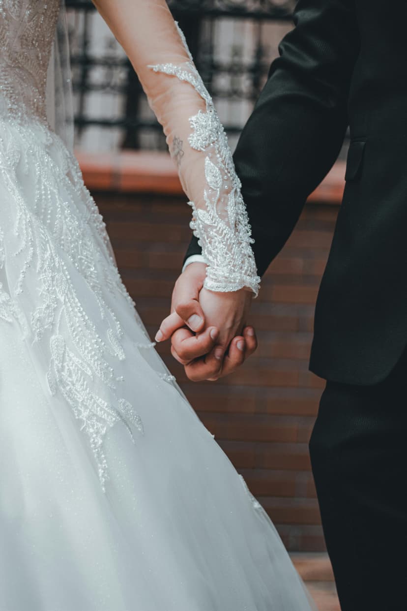 Bright and airy wedding LUT example